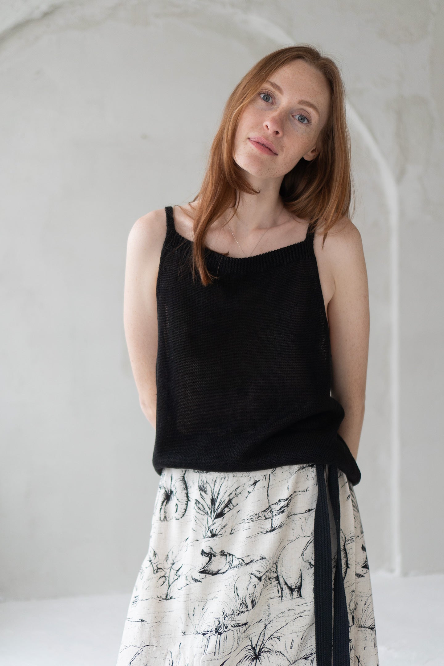 knitted linen blouse black
