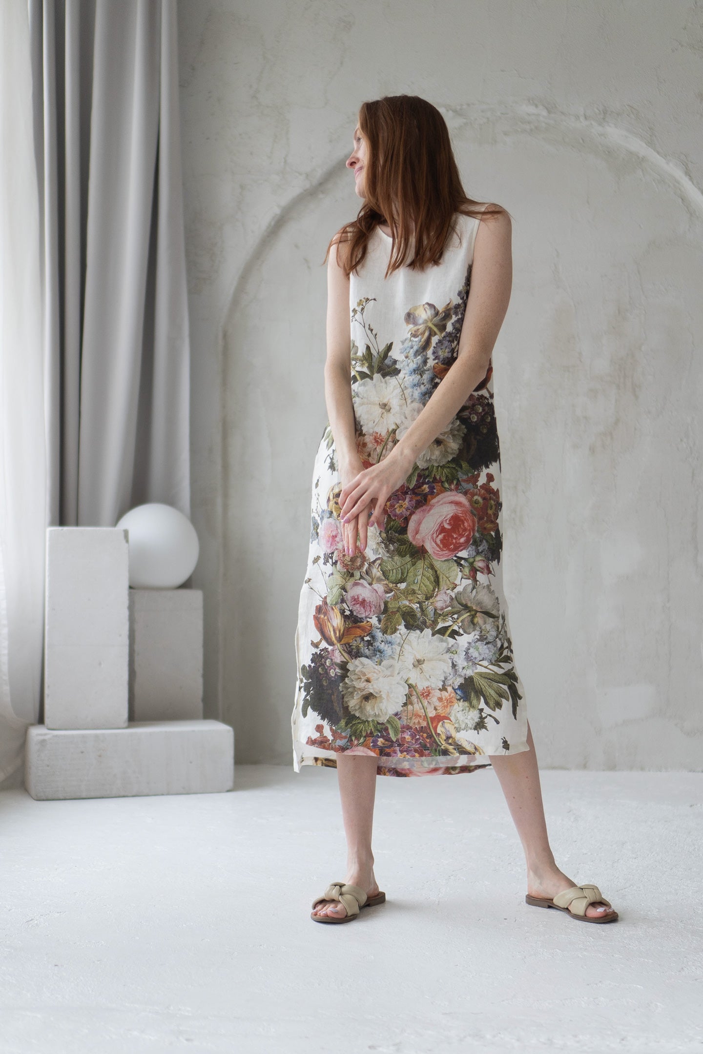 long linen dress with bouquet print