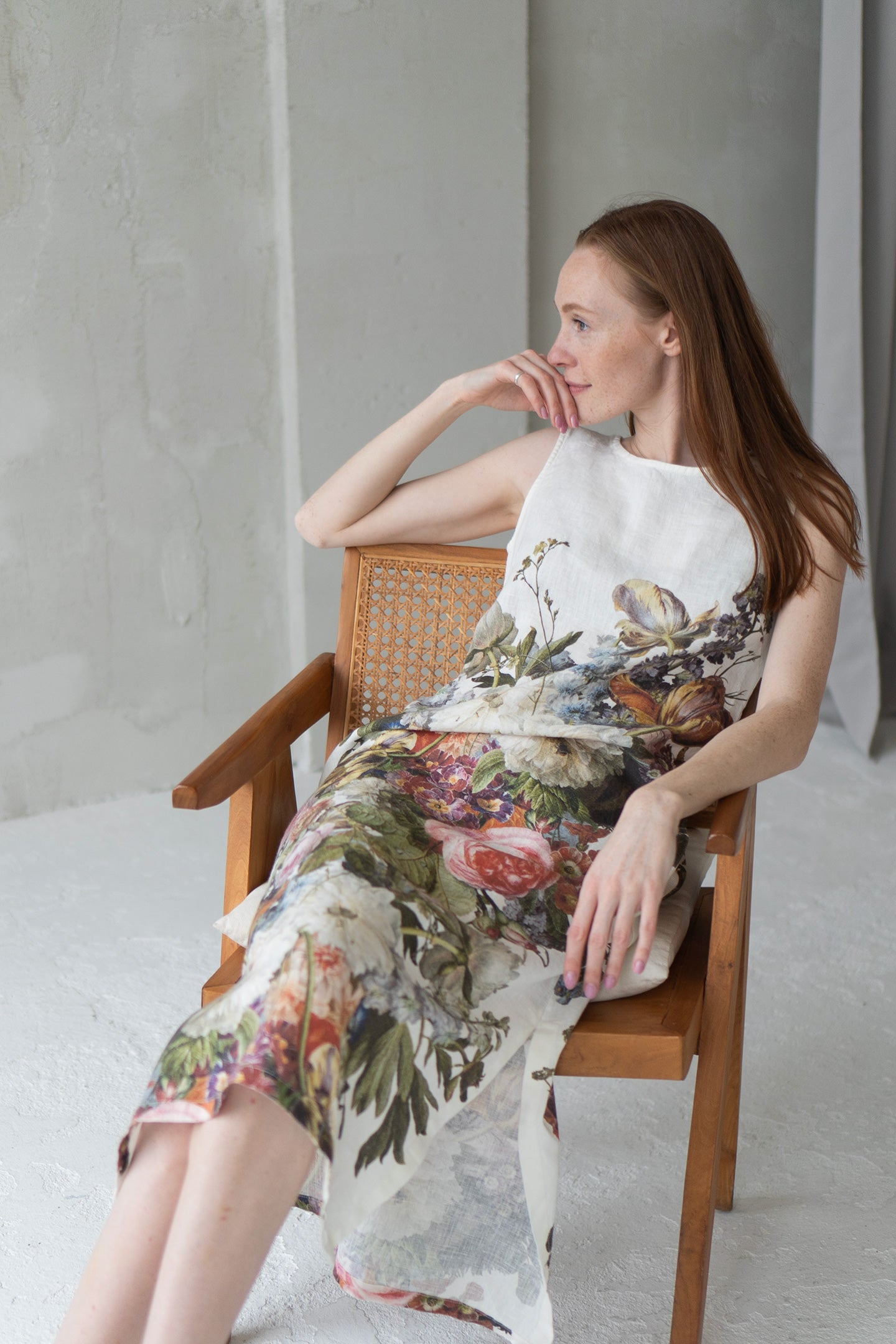long linen dress with bouquet print